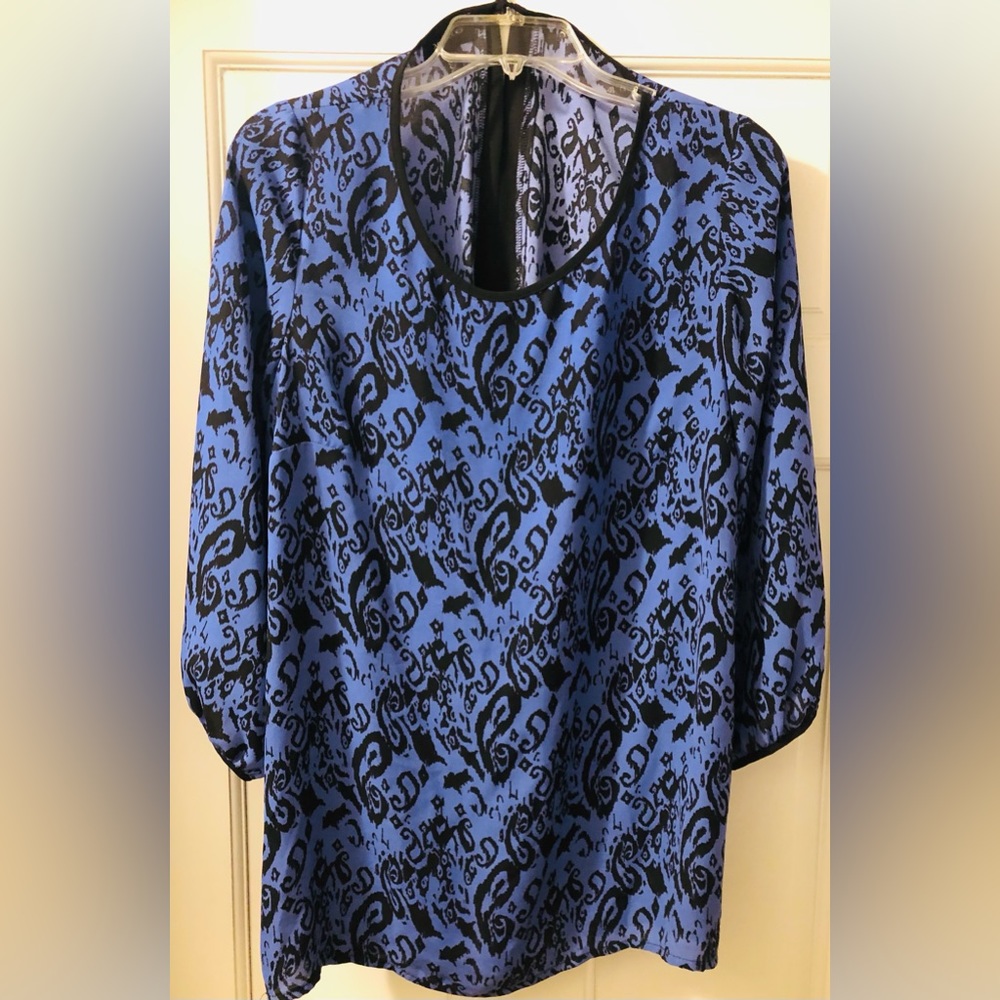AB Studio women’s blouse.
